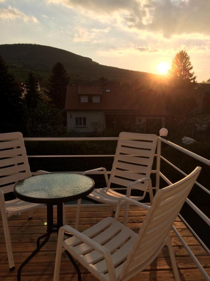 Bella Badacsony Apartmanhaz Apartment Badacsonytomaj Bagian luar foto